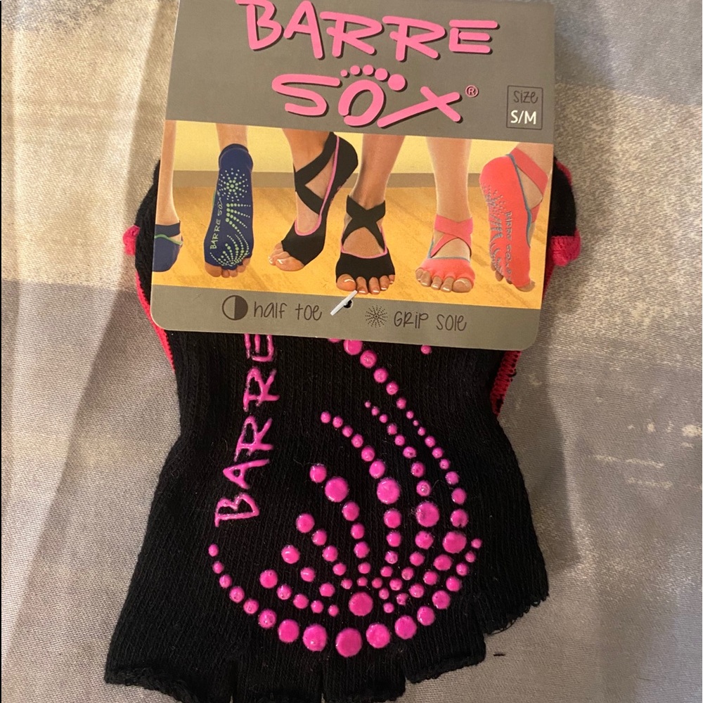 NWT Barre Sox barre socks Black/Pink